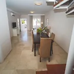 Hotel Olivos 3*