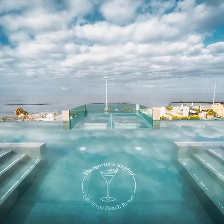 ホテル Olivos アデヘ